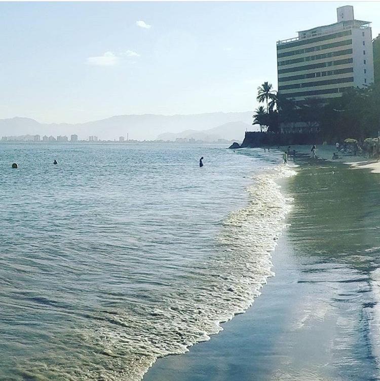 Lindo Apto Praia Martin De Sa Em Condominio Com Piscina, Estacionamento, Wi-Fi 150Mbps,Perto Do Mar!!! Карагуататуба Екстериор снимка